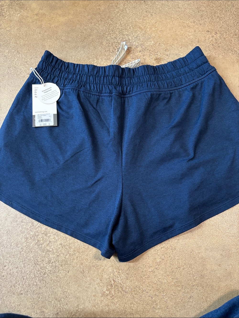 Vuori Halo Performance Shorts 2.0 - Picture 2 of 3
